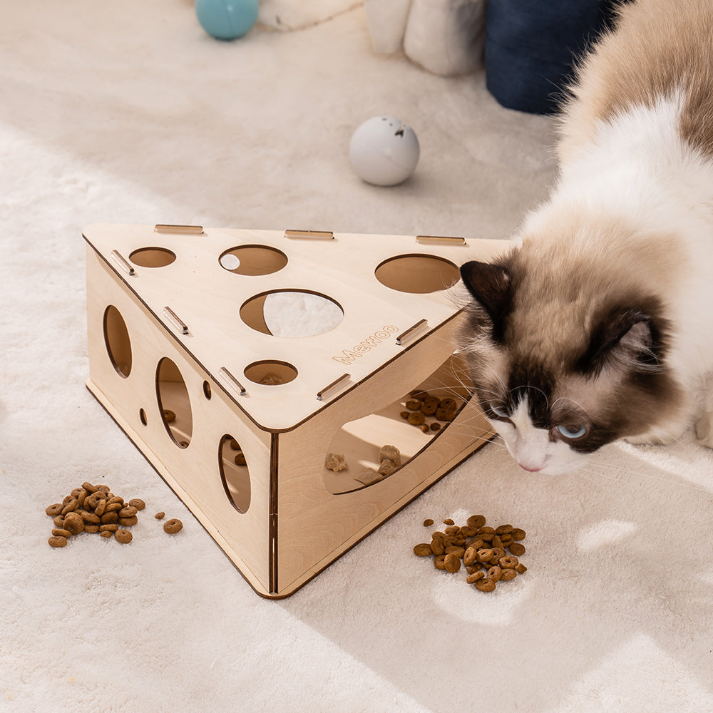 Multifunctional Interactive Funny Cat Triangle Teasing Box Puzzle with 3 Balls