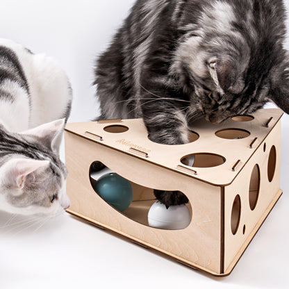 Multifunctional Interactive Funny Cat Triangle Teasing Box Puzzle with 3 Balls