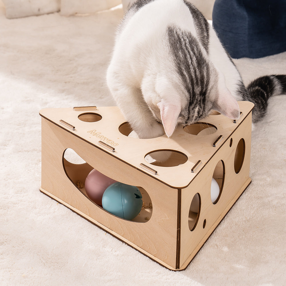 Multifunctional Interactive Funny Cat Triangle Teasing Box Puzzle with 3 Balls